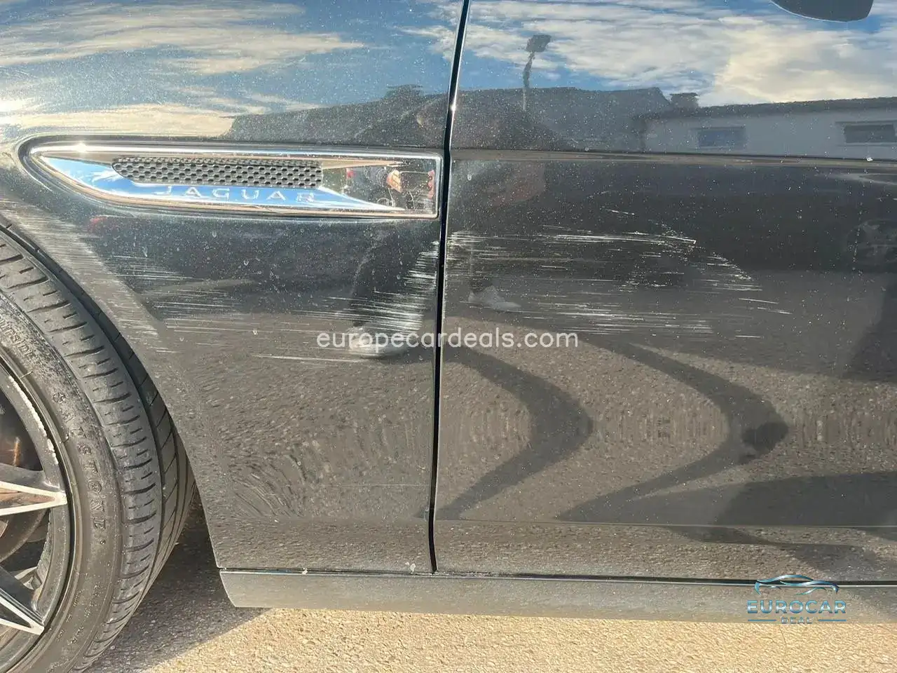 Jaguar XE