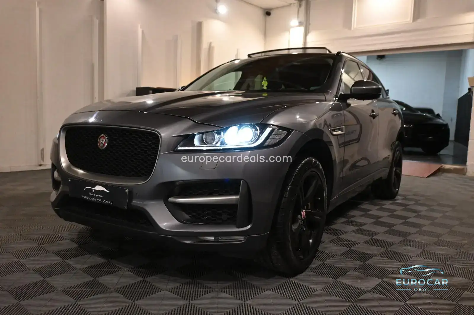 Jaguar F-Pace
