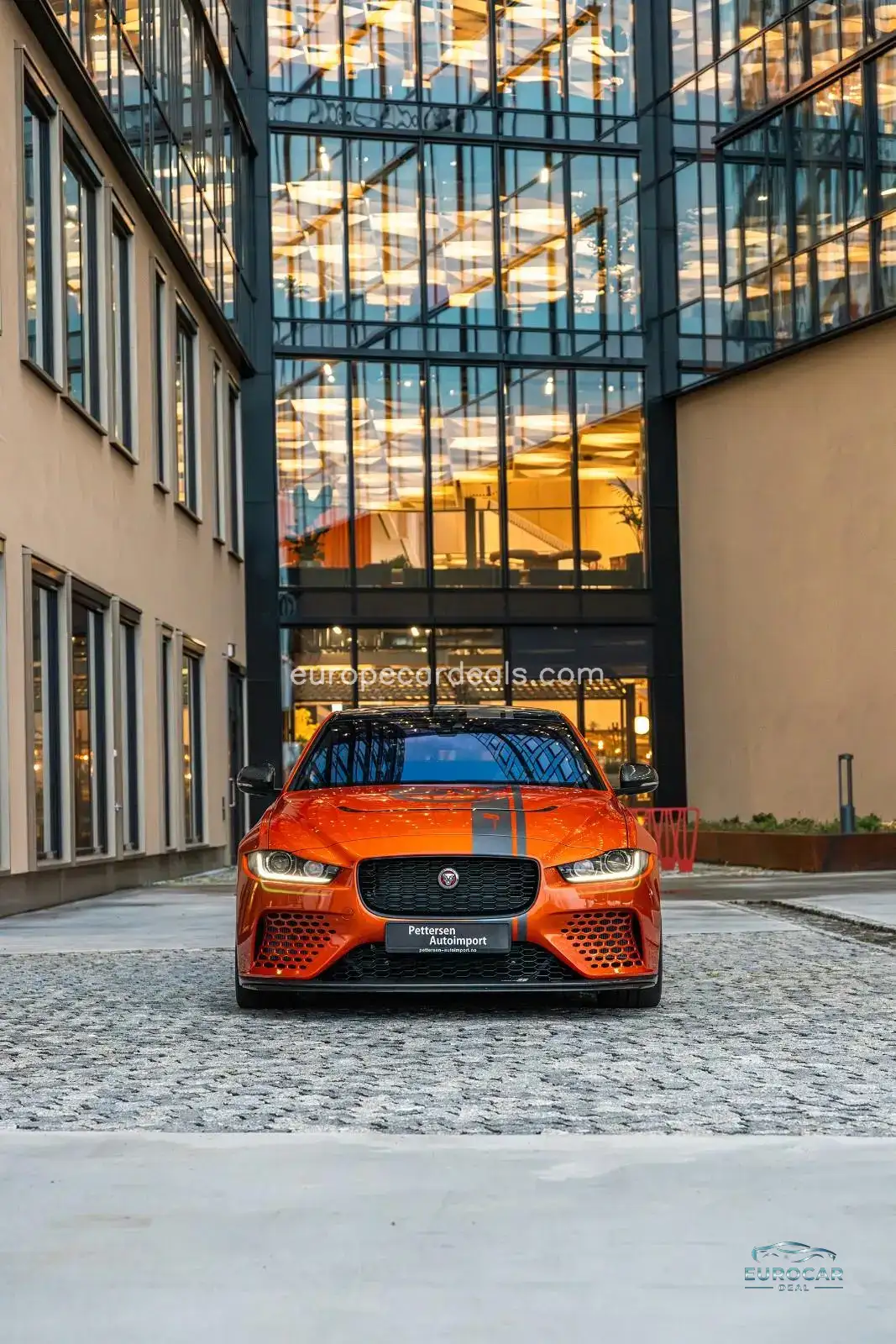 Jaguar XE