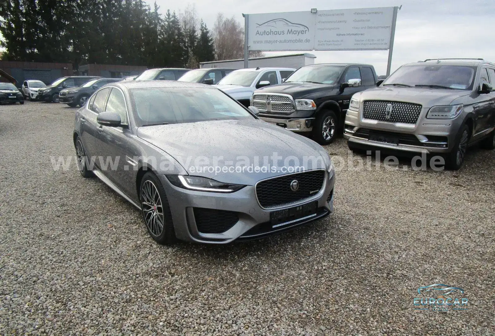Jaguar XE