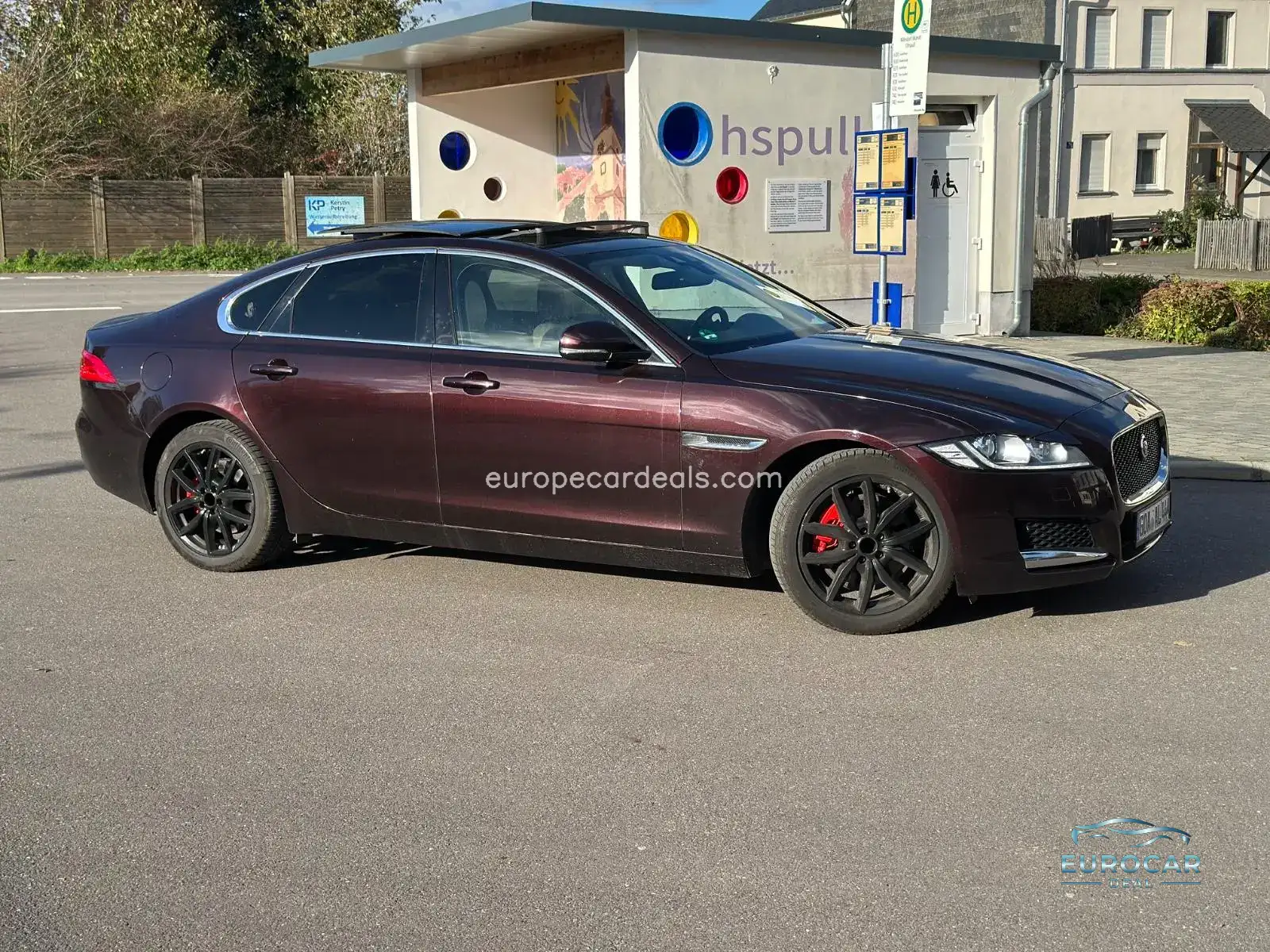 Jaguar XF