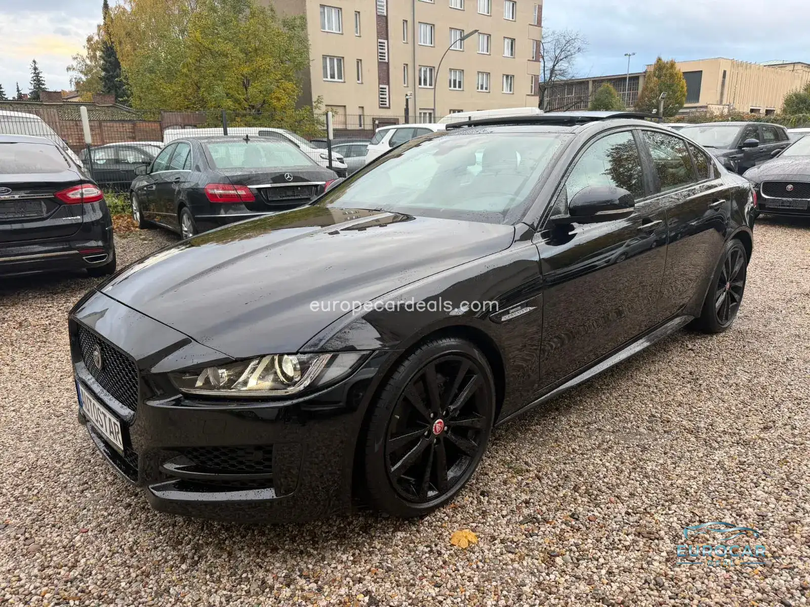 Jaguar XE