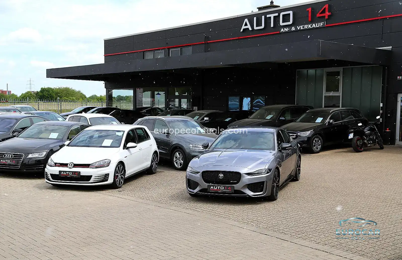 Jaguar XE