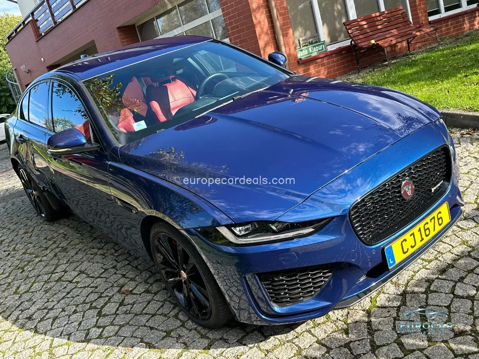 Jaguar XE
