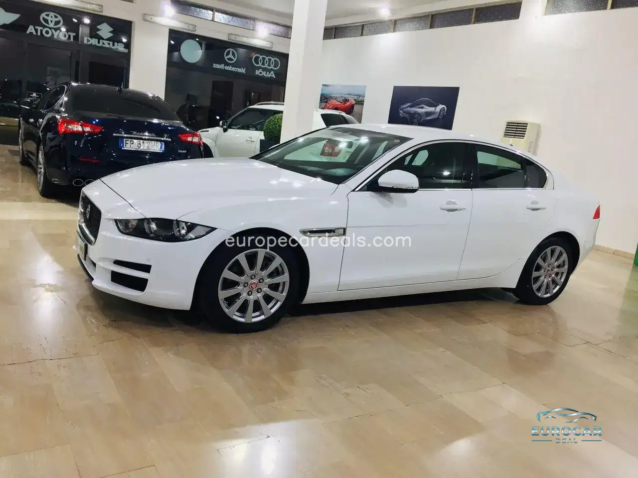 Jaguar XE