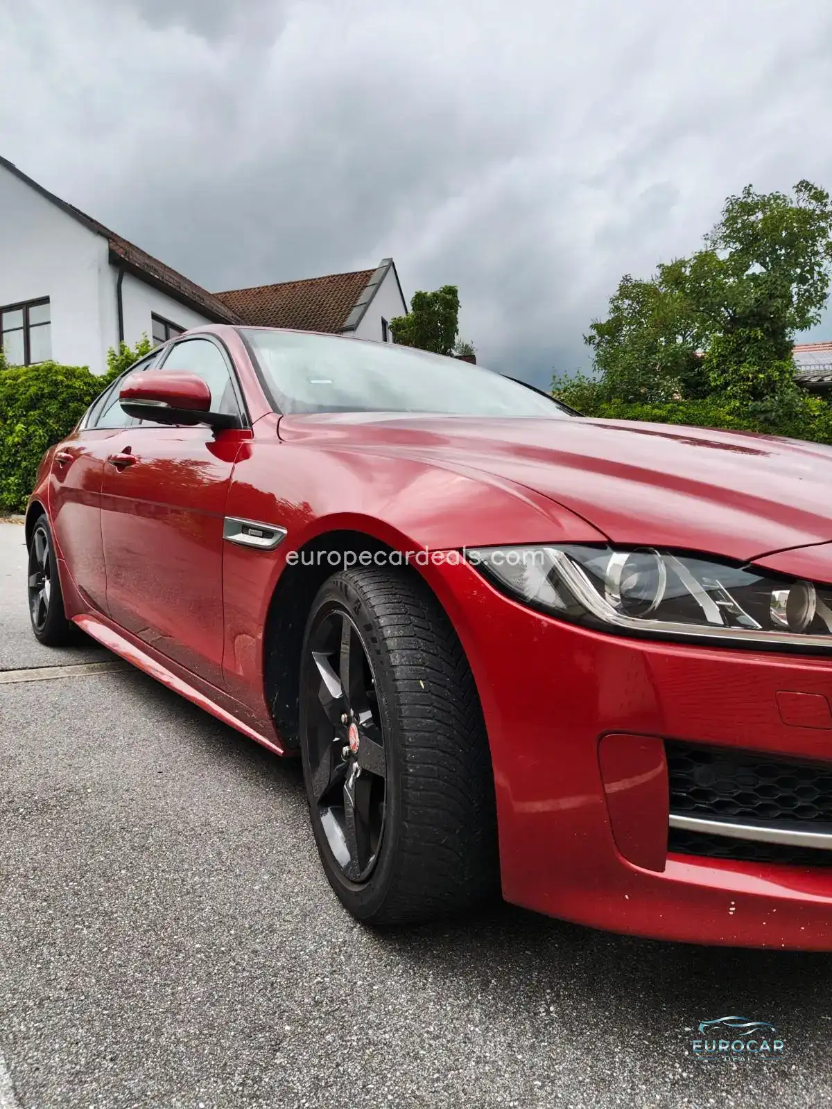 Jaguar XE