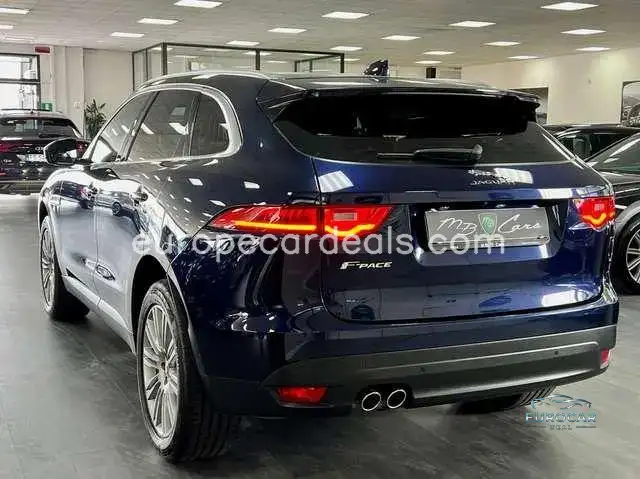 Jaguar F-Pace