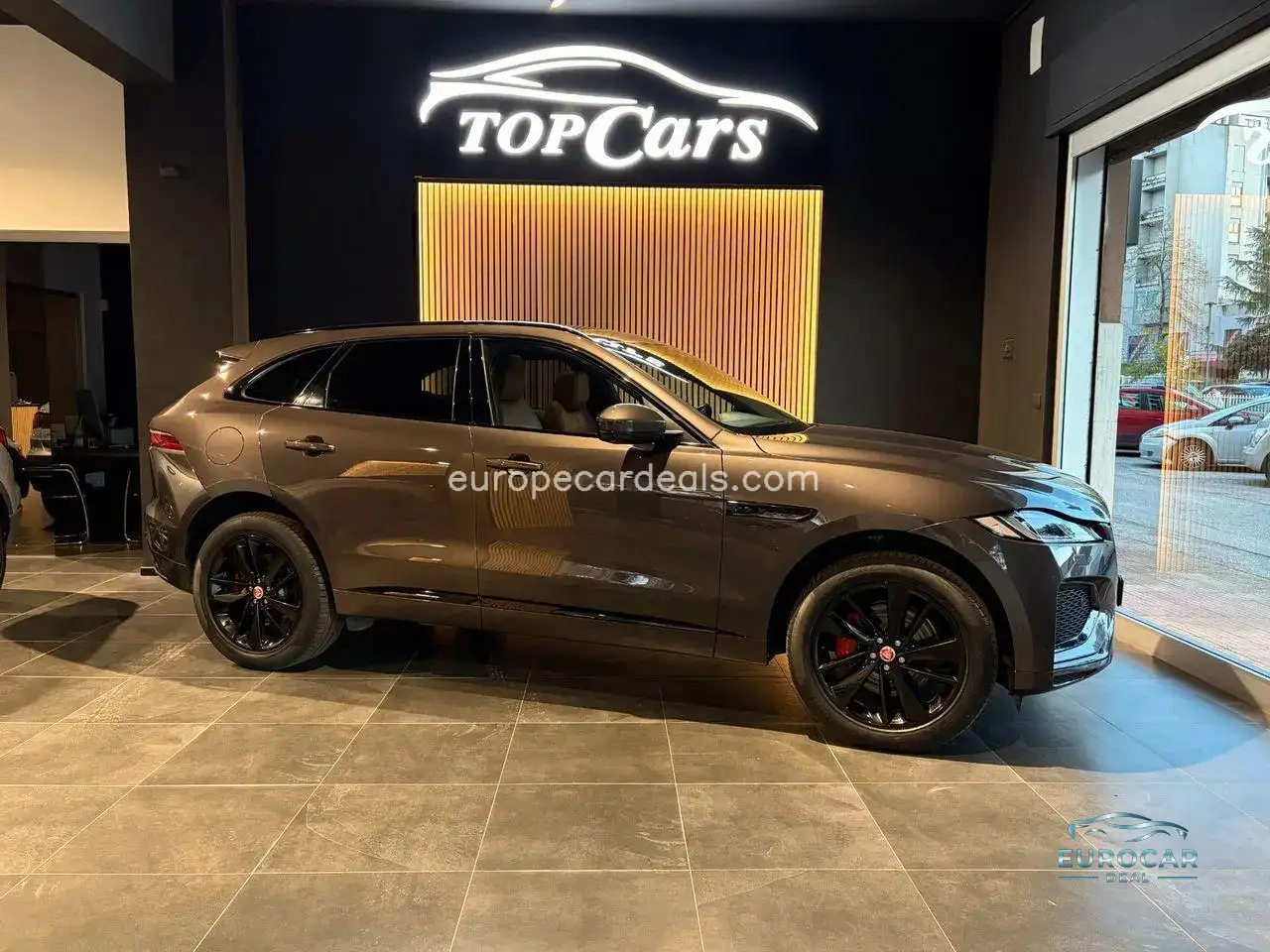 Jaguar F-Pace