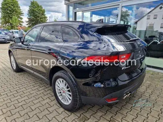 Jaguar F-Pace