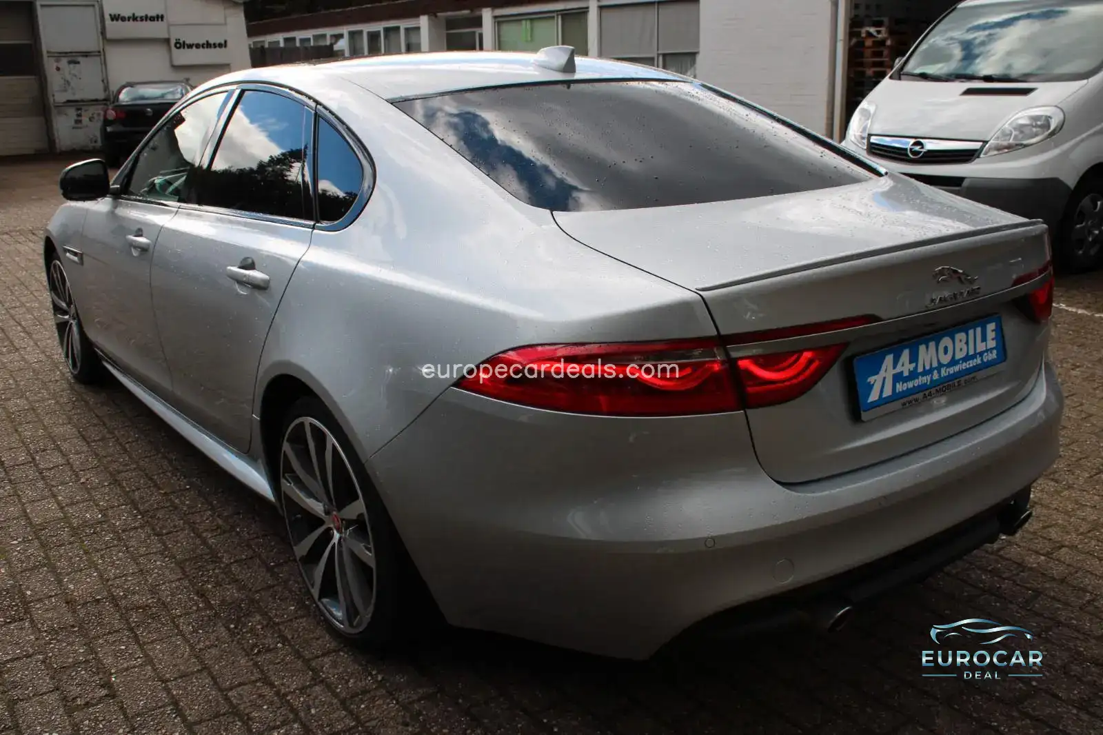 Jaguar XF