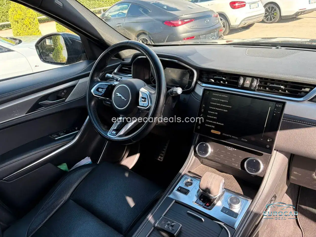 Jaguar F-Pace