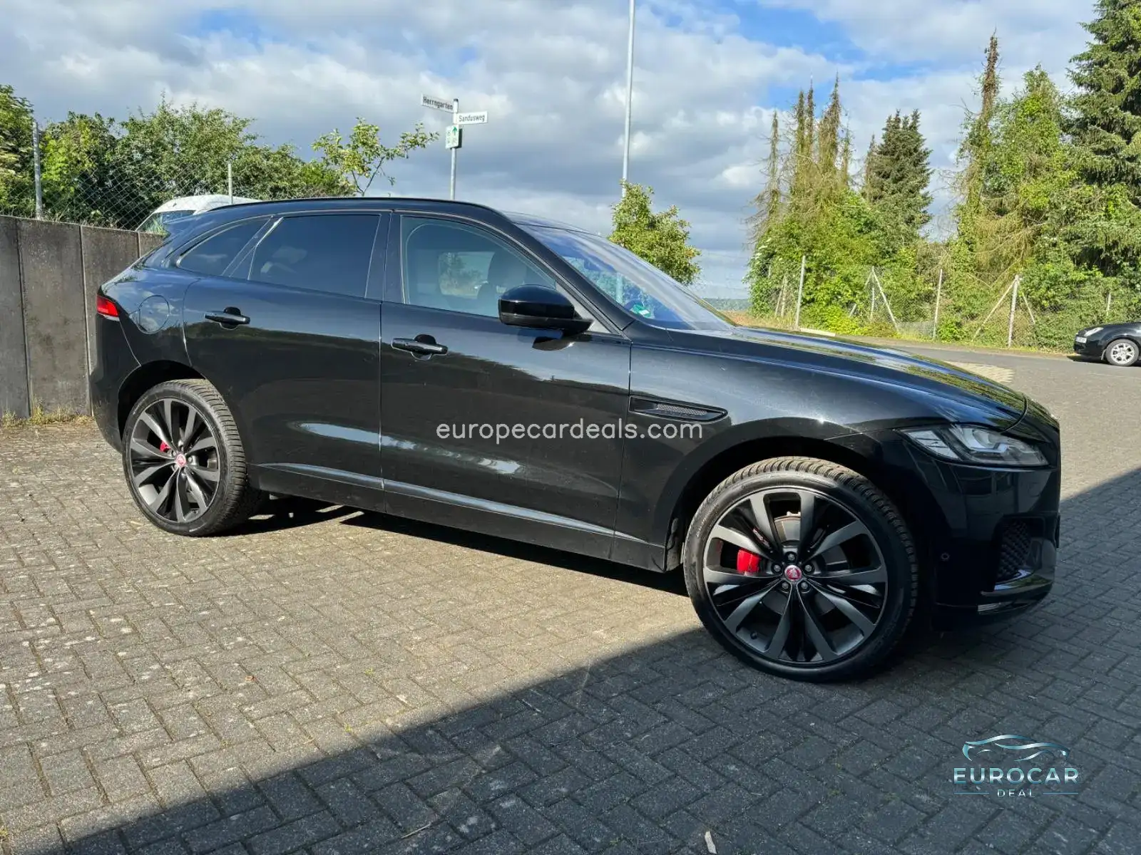 Jaguar F-Pace