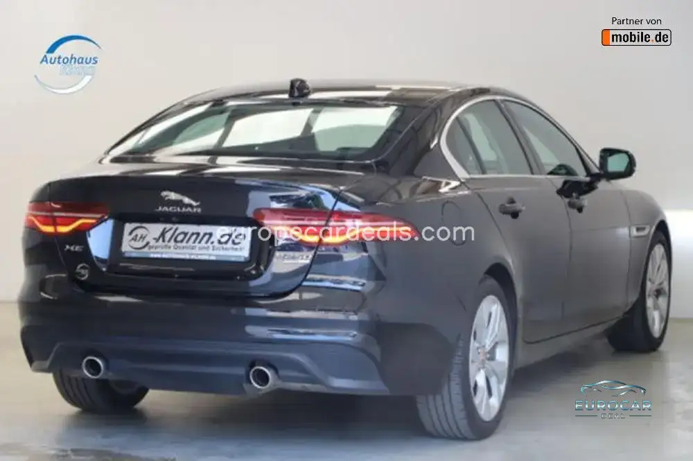 Jaguar XE