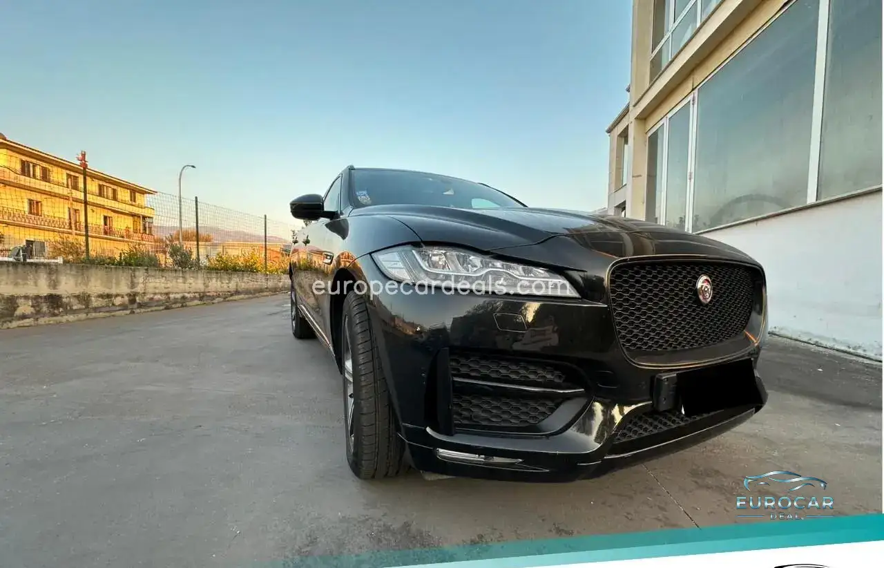 Jaguar F-Pace
