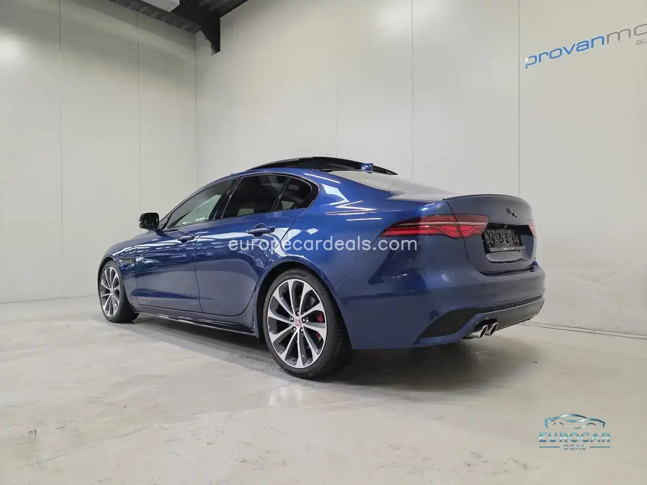 Jaguar XE
