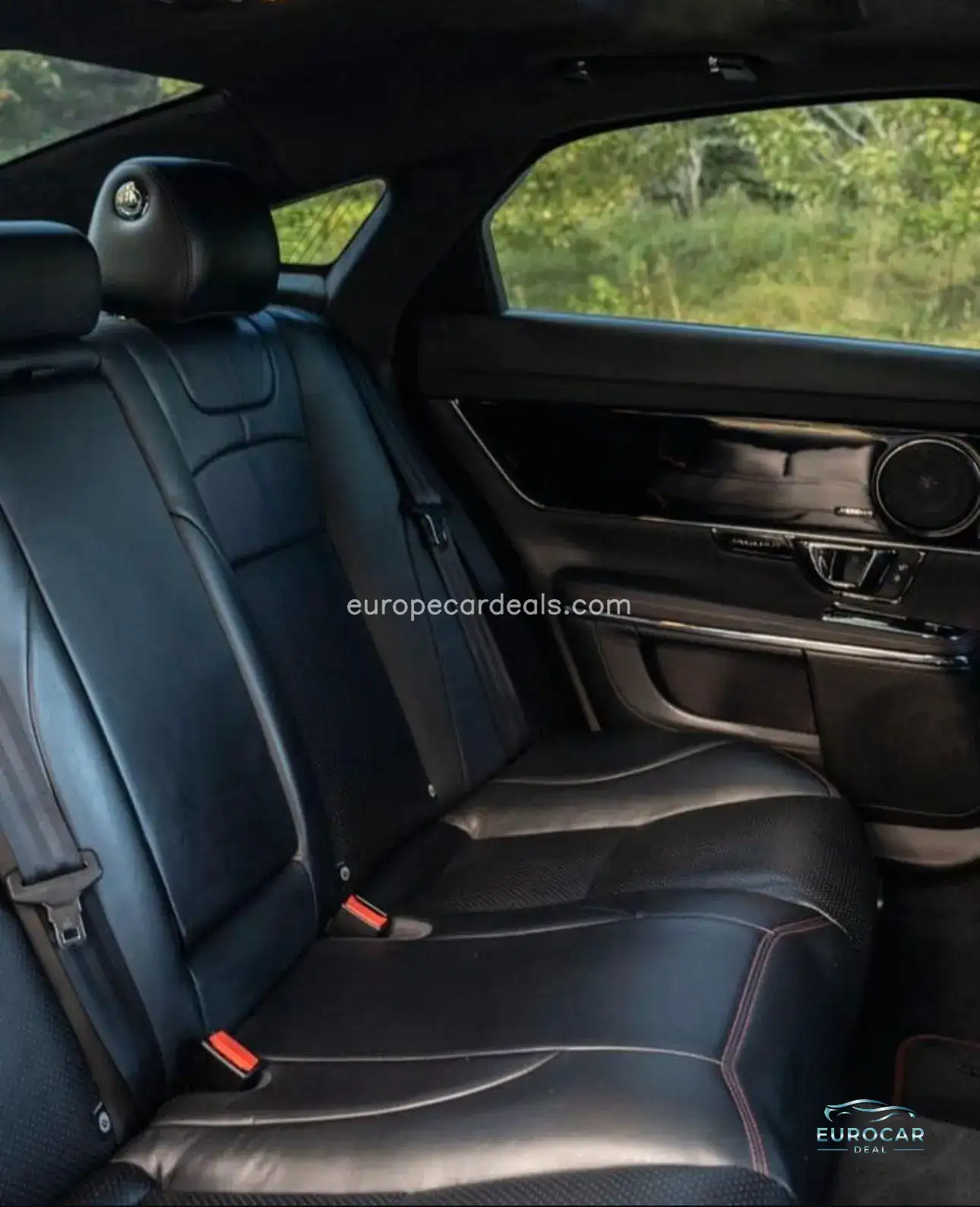 Jaguar XJR
