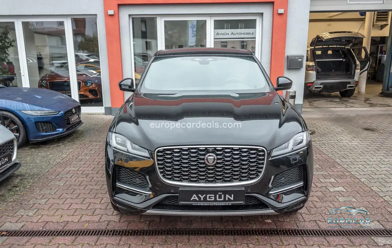 Jaguar F-Pace