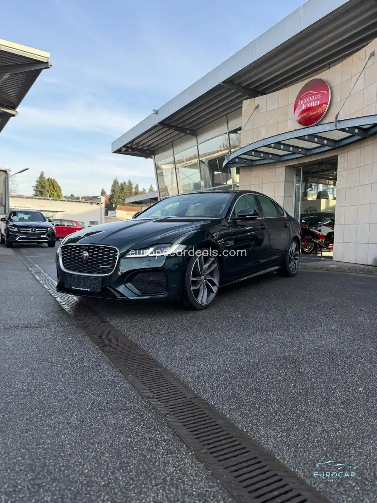 Jaguar XF