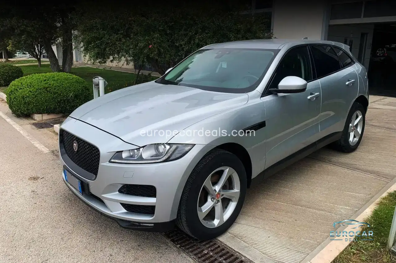 Jaguar F-Pace