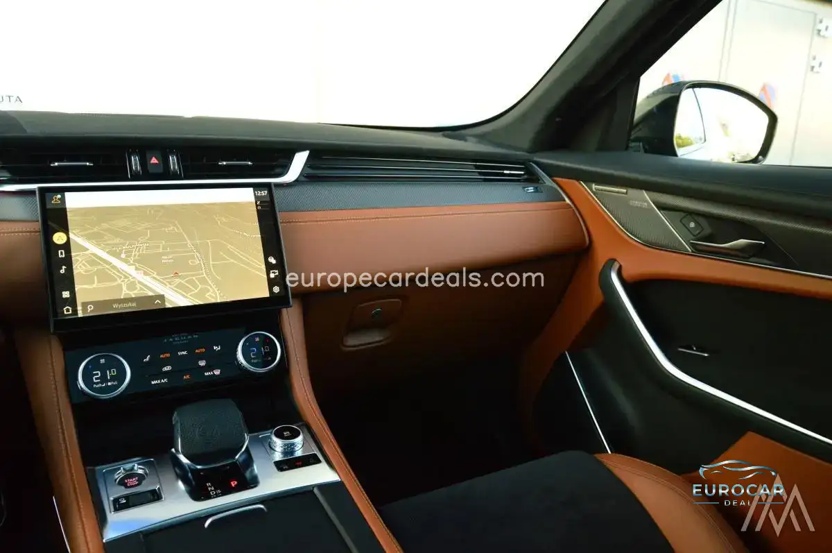 Jaguar F-Pace