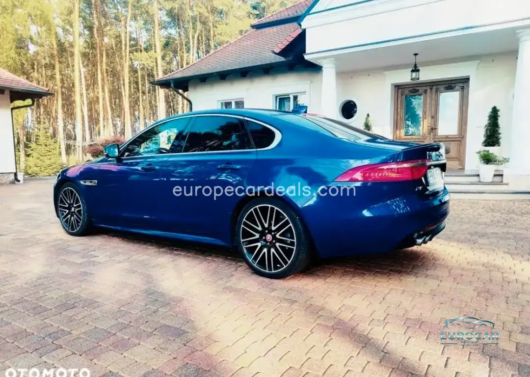 Jaguar XF