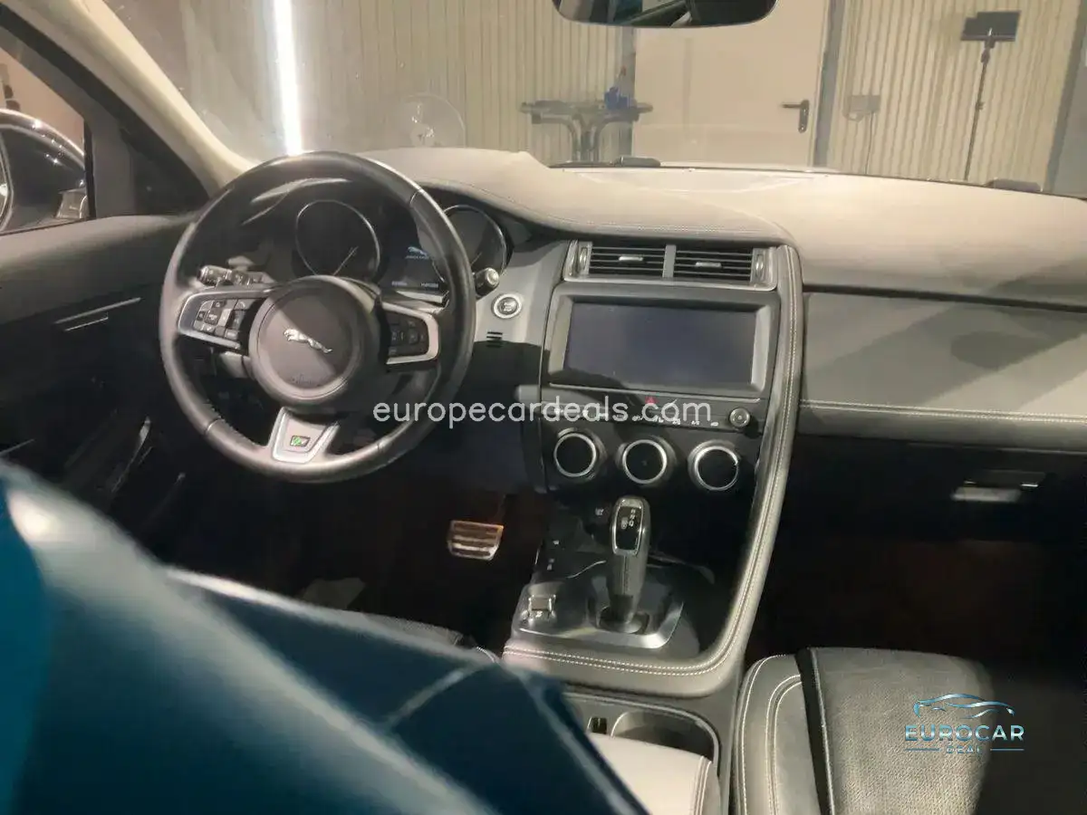 Jaguar E-Pace