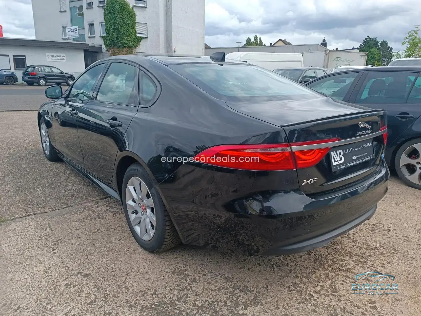 Jaguar XF