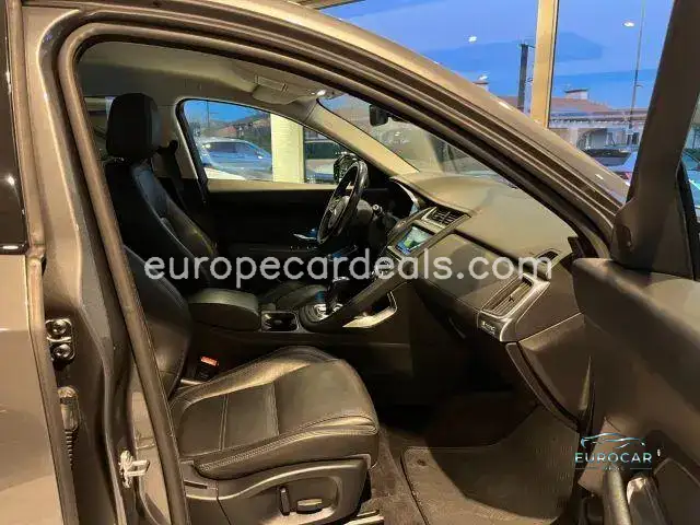 Jaguar E-Pace