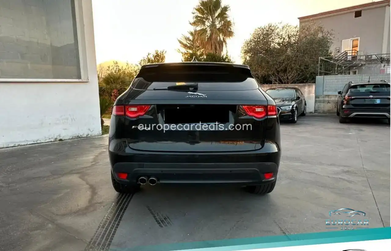 Jaguar F-Pace