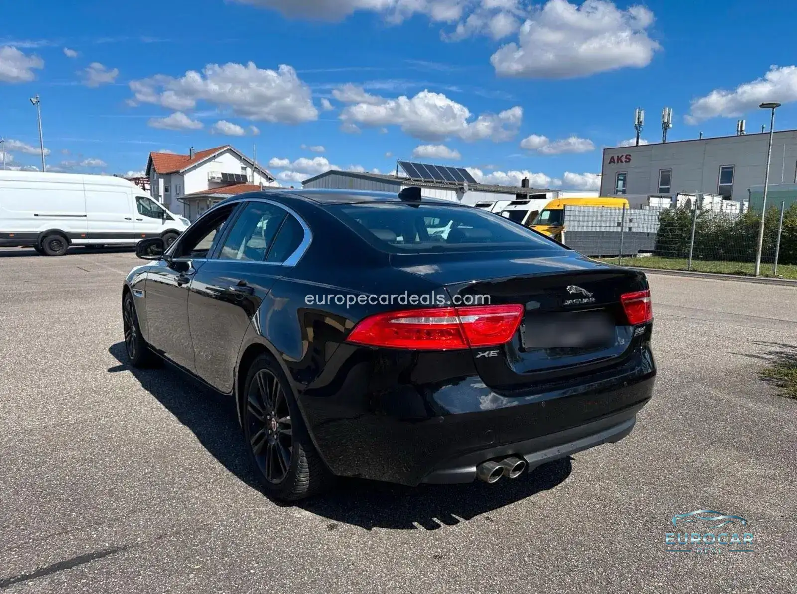 Jaguar XE