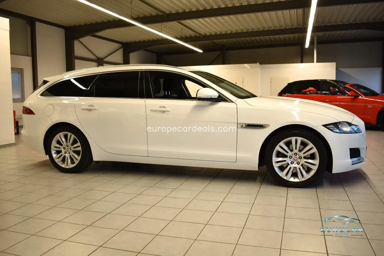 Jaguar XF