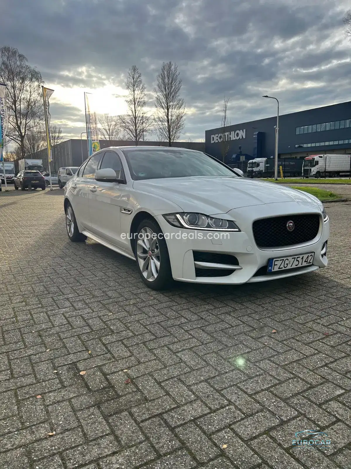Jaguar XF