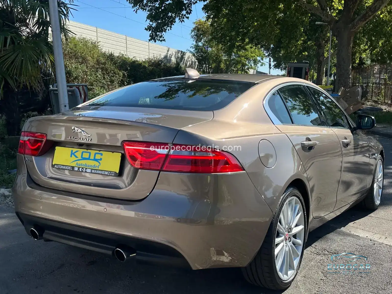 Jaguar XE