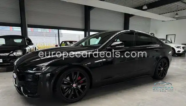 Jaguar XE