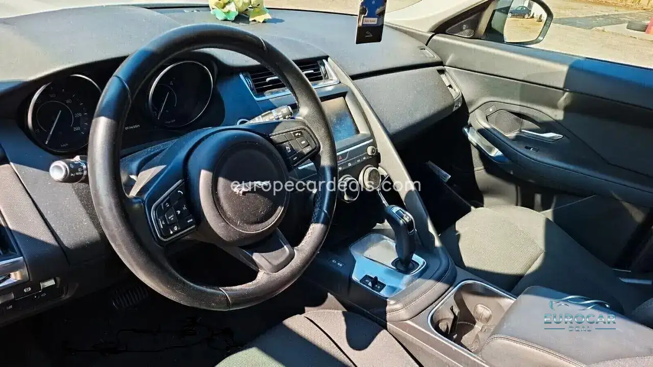 Jaguar E-Pace