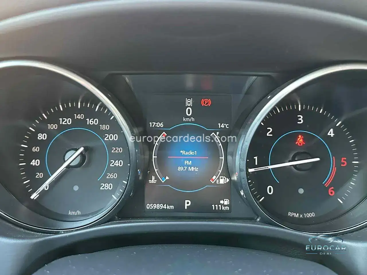 Jaguar XE