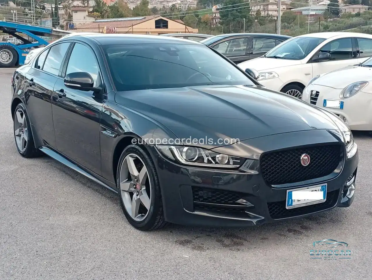 Jaguar XE