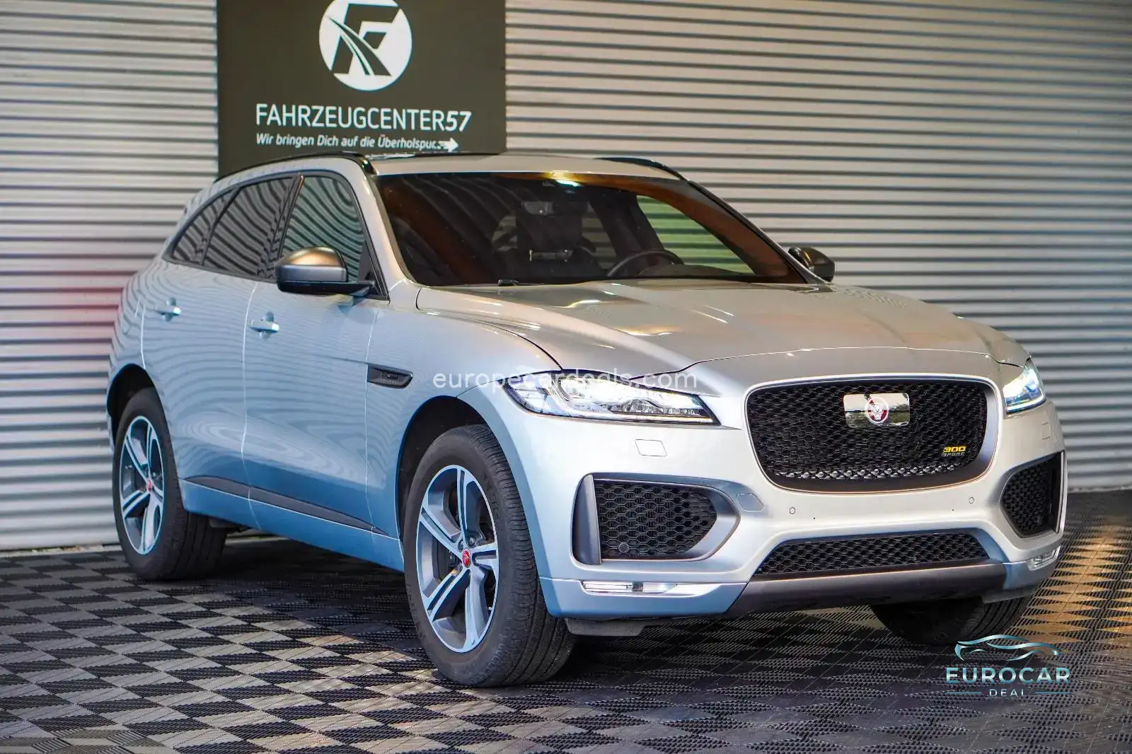 Jaguar F-Pace