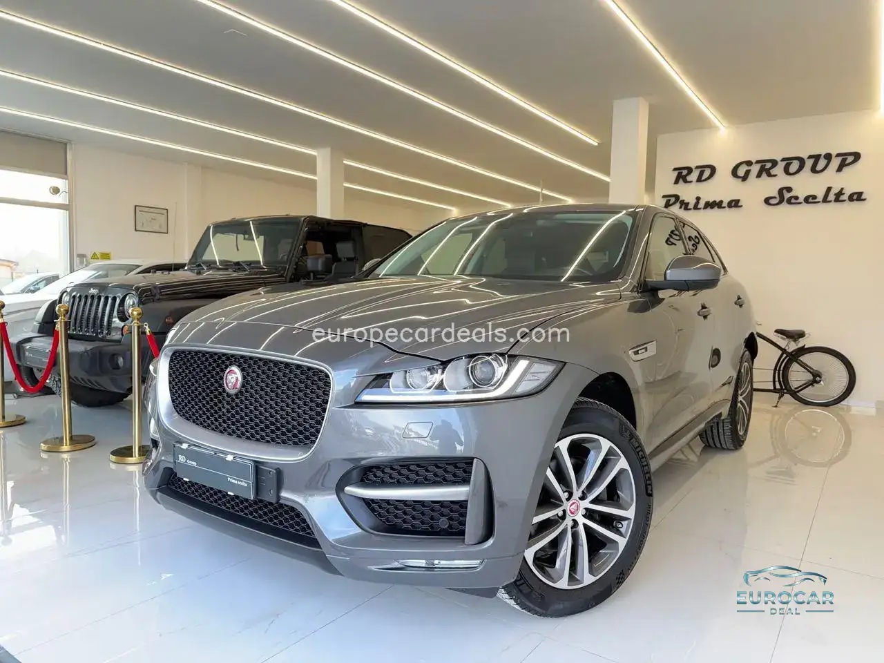 Jaguar F-Pace