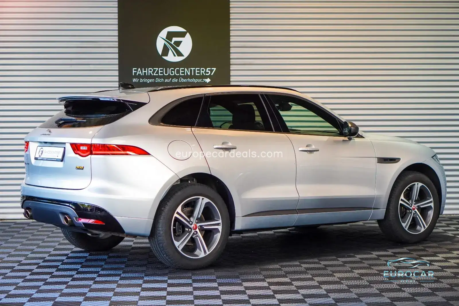 Jaguar F-Pace