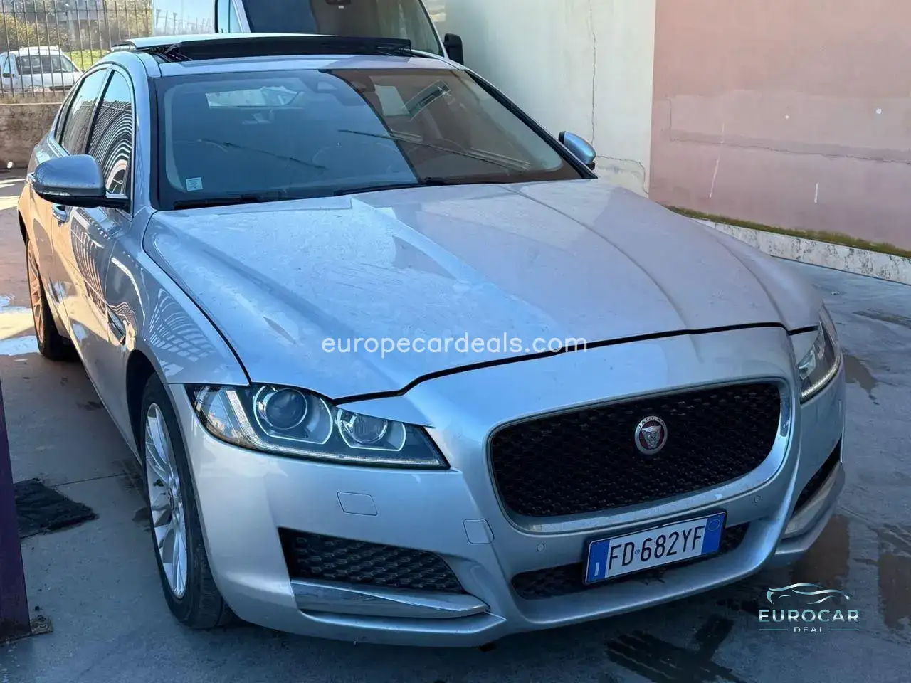 Jaguar XF