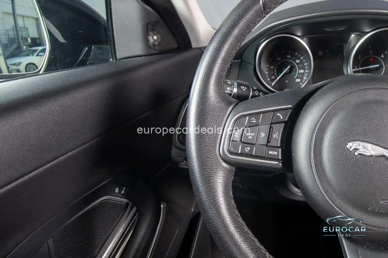 Jaguar E-Pace
