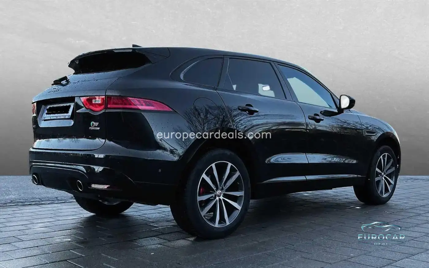 Jaguar F-Pace