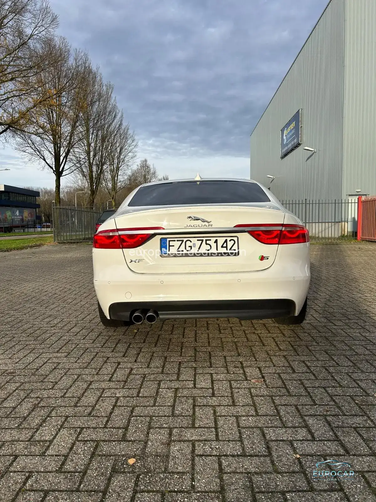 Jaguar XF