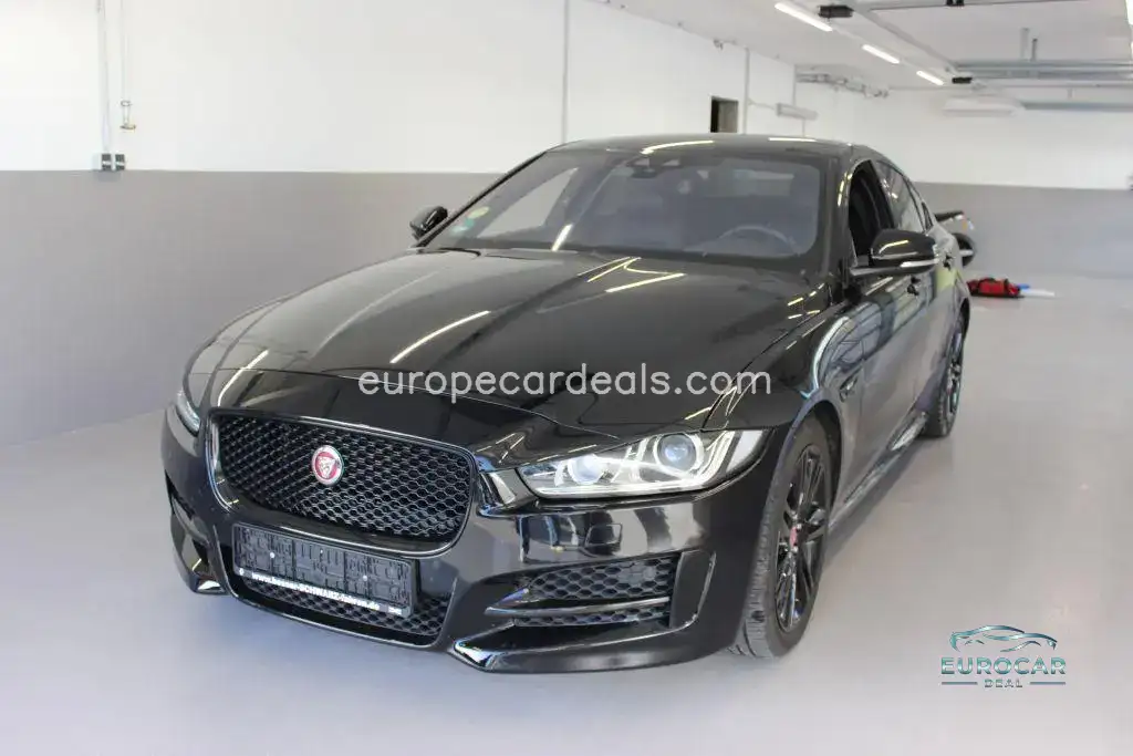 Jaguar XE