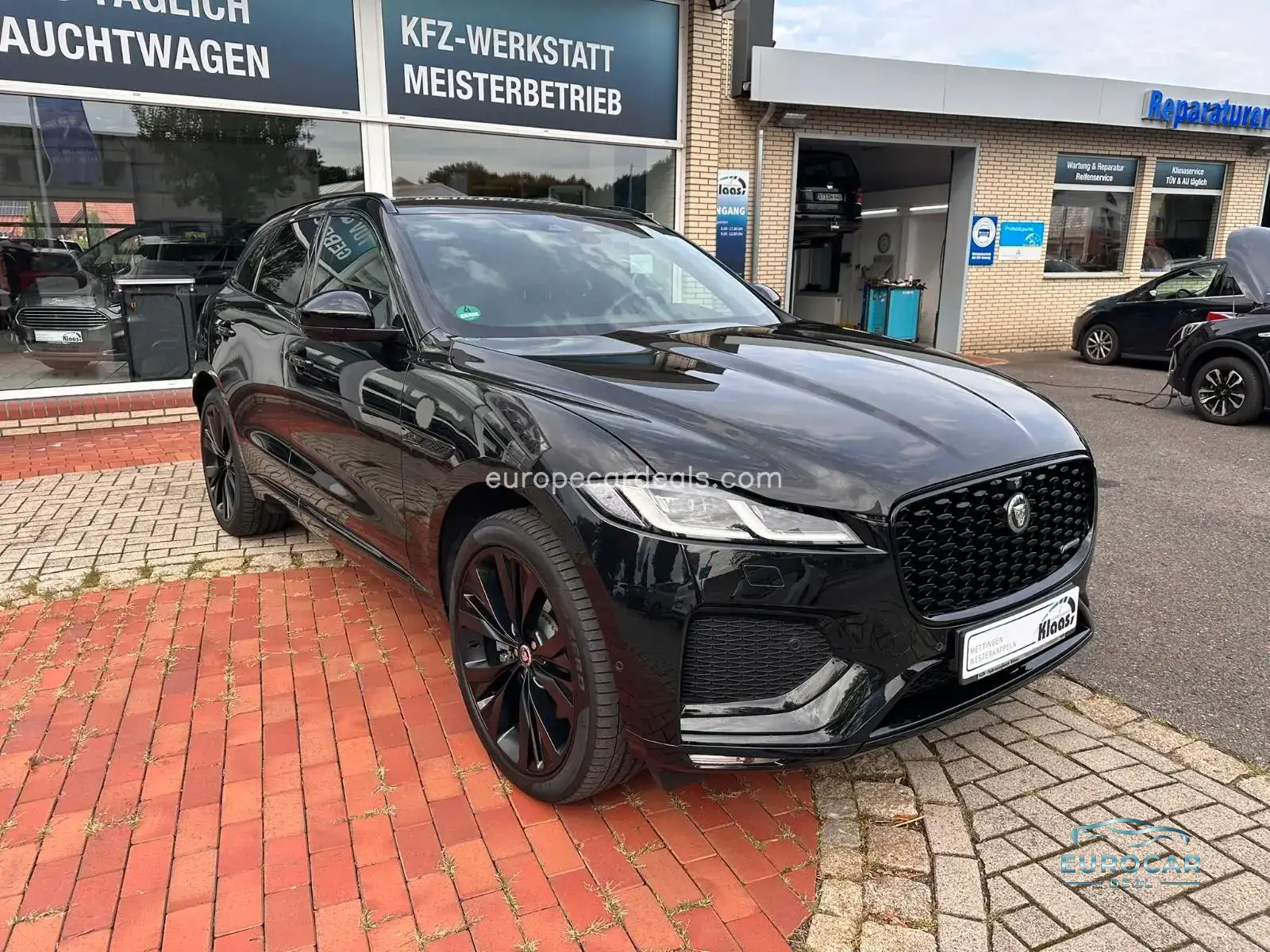 Jaguar F-Pace
