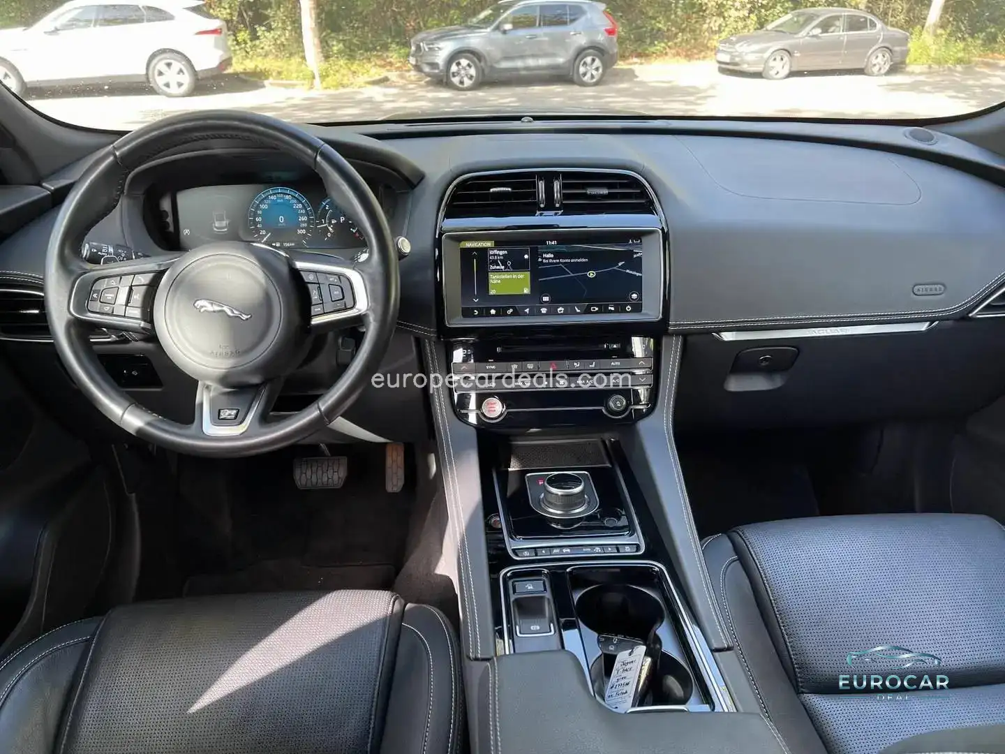 Jaguar F-Pace