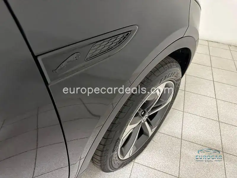Jaguar E-Pace