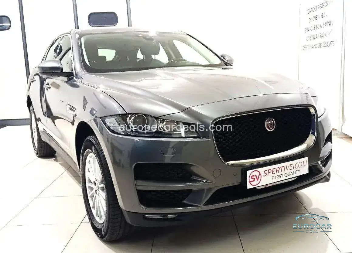 Jaguar F-Pace