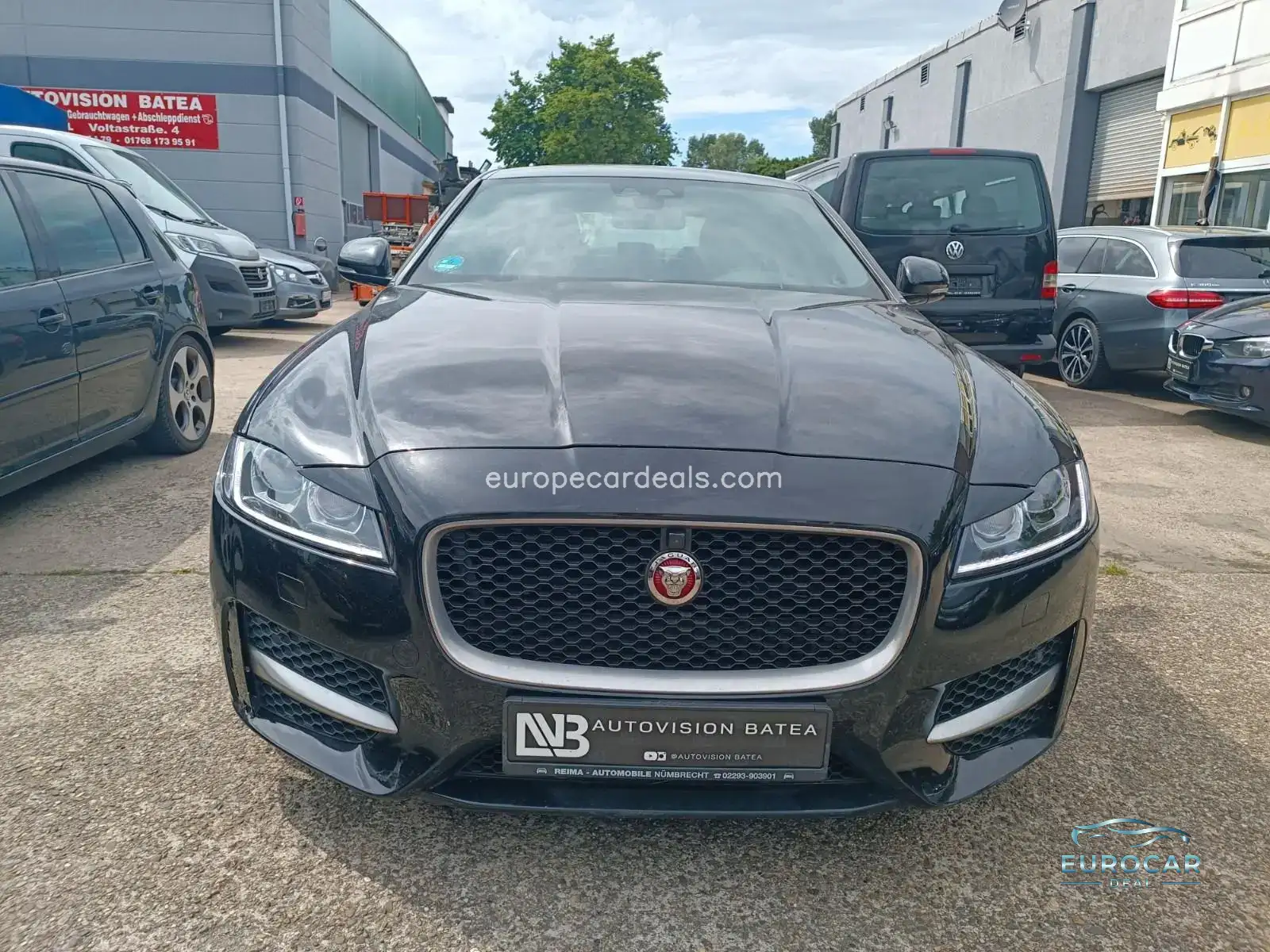 Jaguar XF